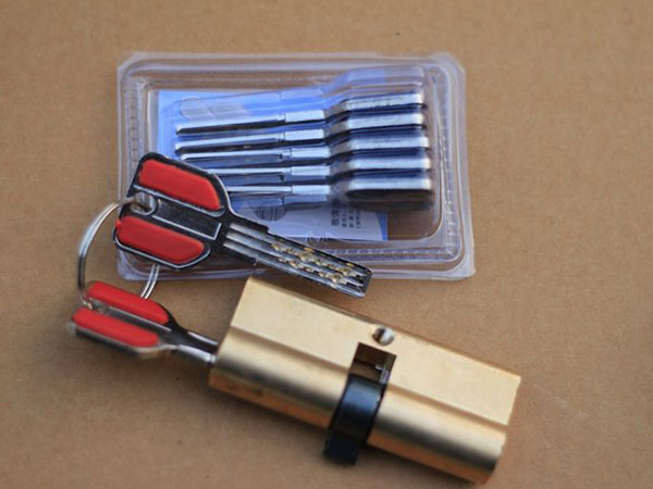 通川24小时上门开锁公司