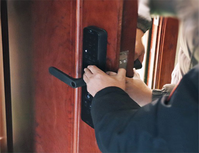 通川24小时上门开锁公司